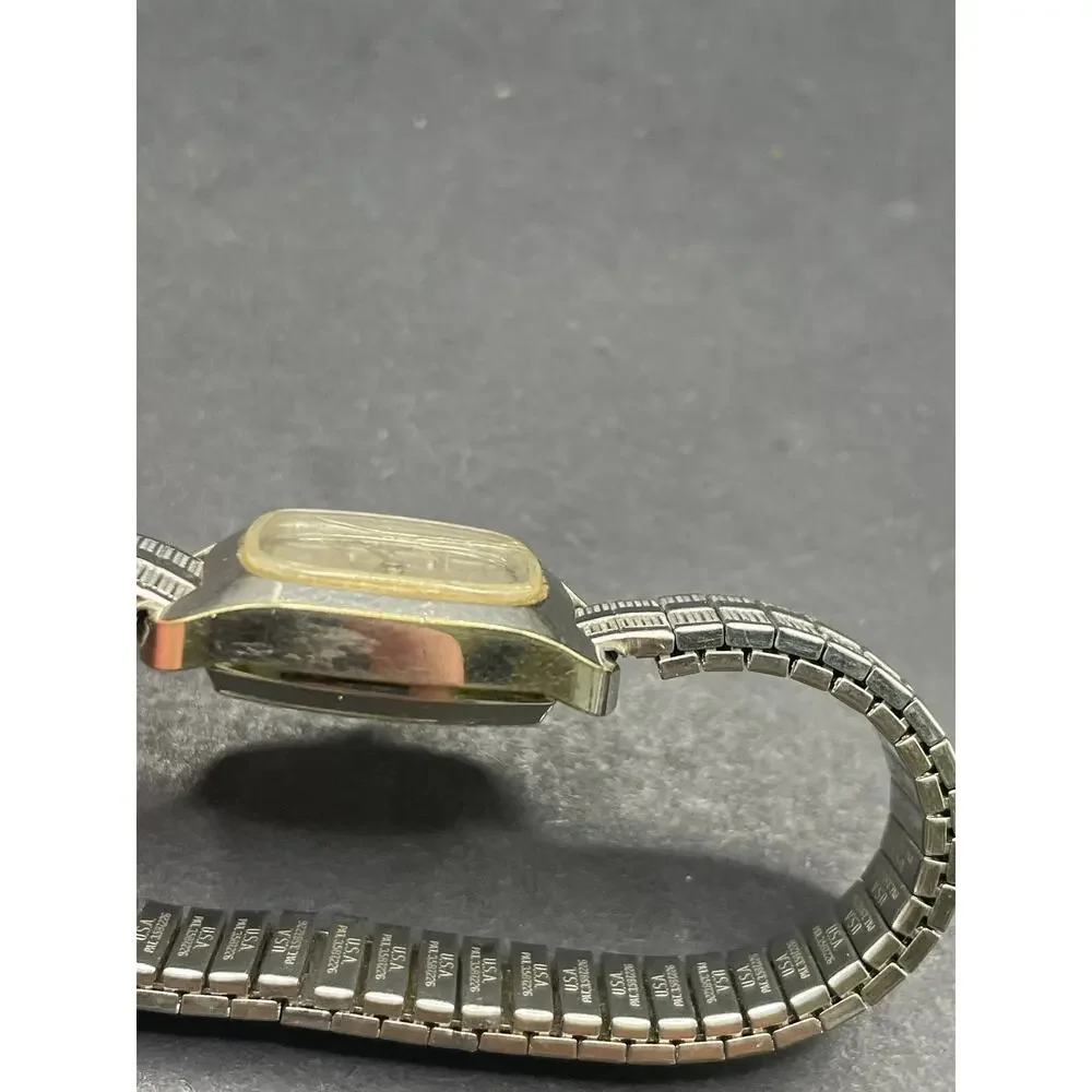 Bulova Accutron Vintage Silver Tone Cushion Case Expansion Band Wristwatch